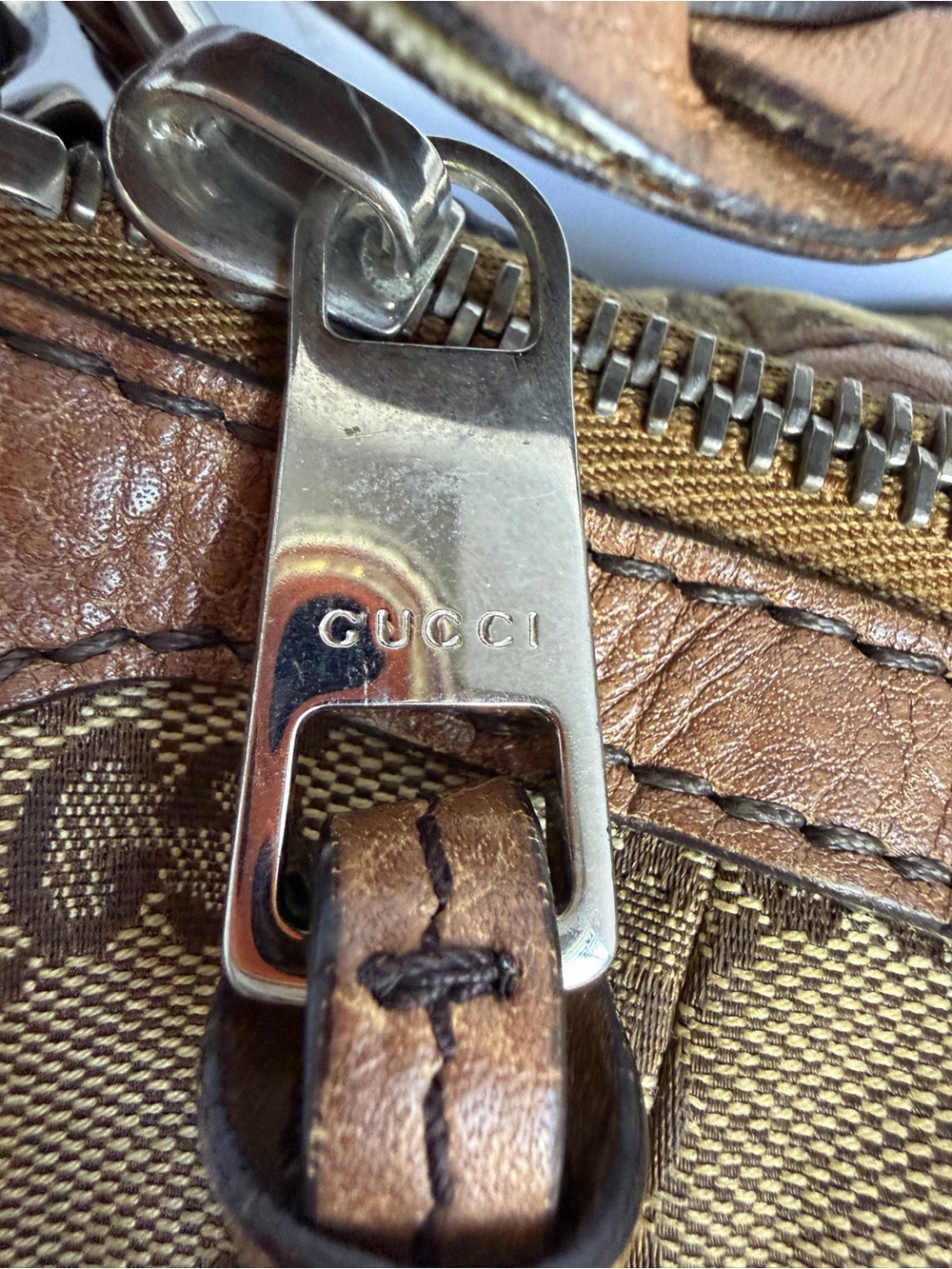 Gucci GG Monogram Canvas Hobo Shoulder Bag - Picture 2 of 16